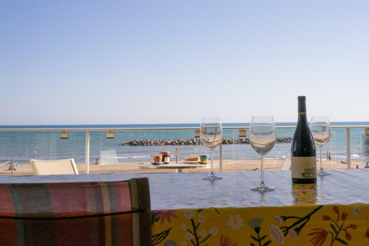 Bel Appart Vue Mer 瓦尔拉普拉日 外观 照片
